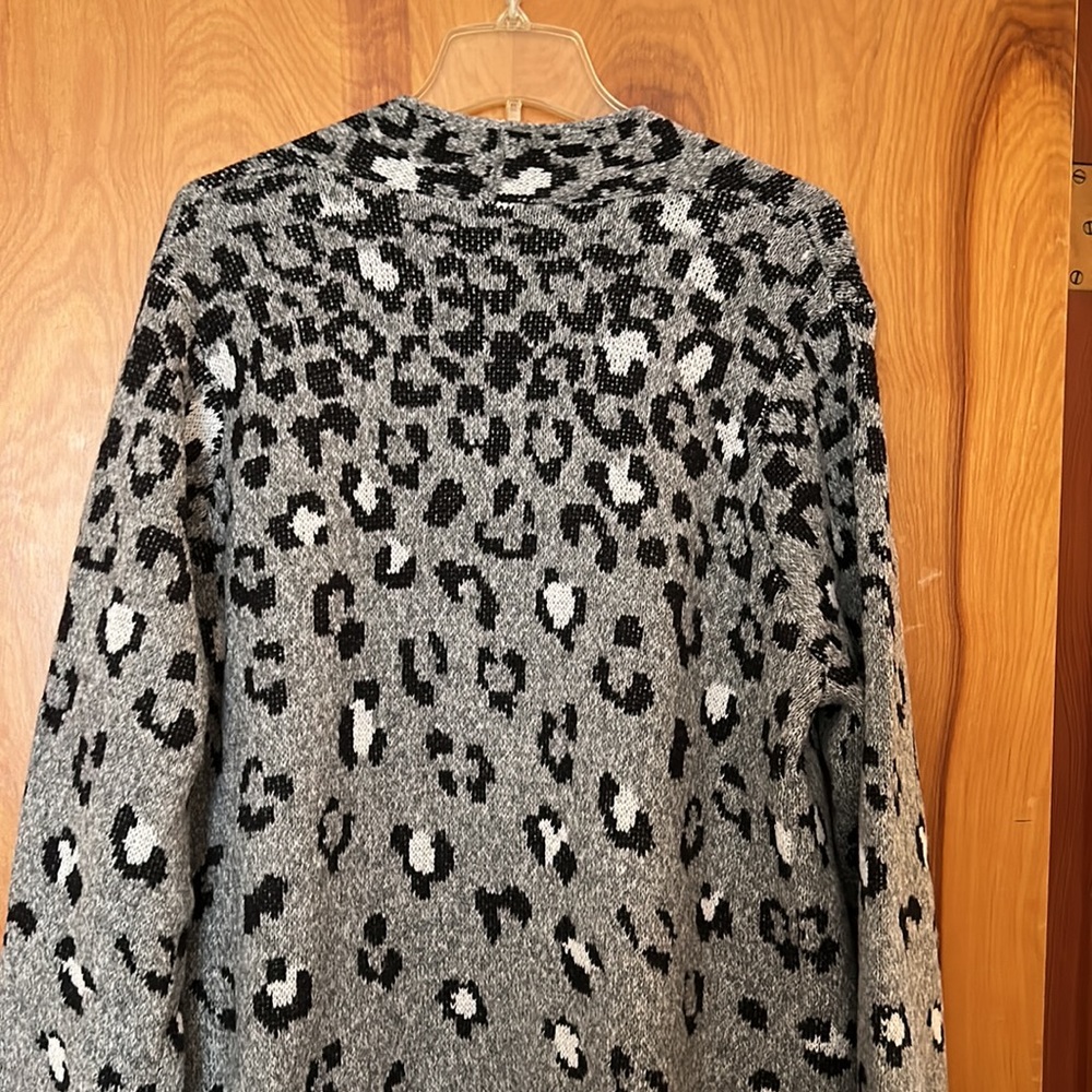 Ladies sweater coat - Picture 7 of 10